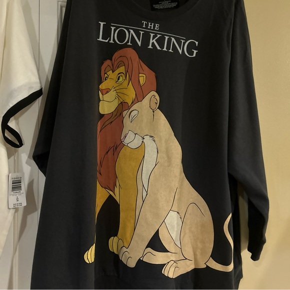 (3) NWT TORRID Hello Kitty ANNIVERSARY T-Shirt Tee SIZE 6 6X + DISNEY LION KING - Picture 9 of 15